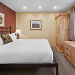 Patricia Lake Bungalows